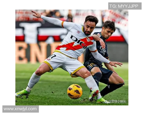 五大联赛赛场小动作引发热议 球员细节背后隐藏的规则与争议